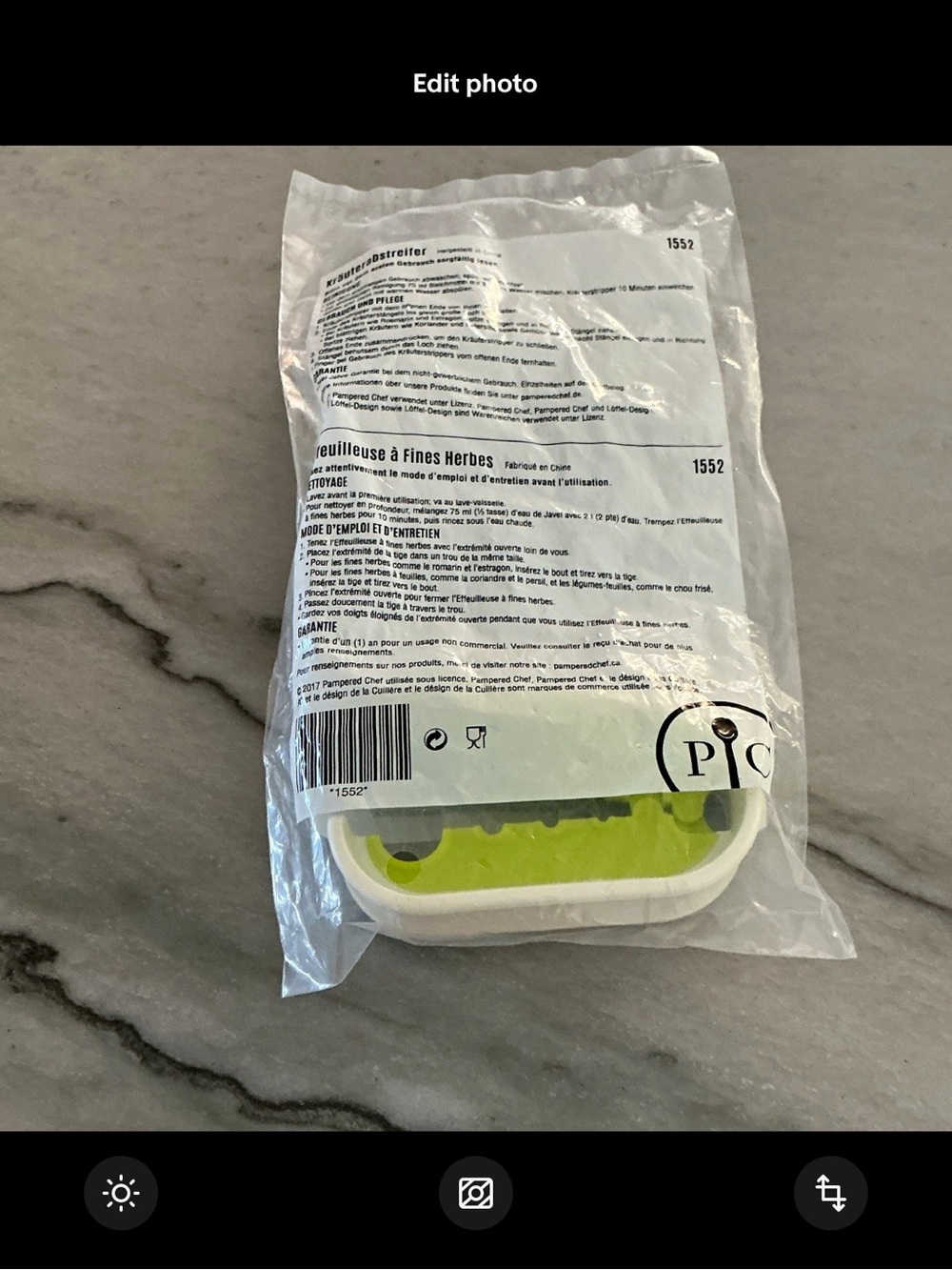 Pampered Chef Herb Stripper Roller 1552 - Lime Green and White - Picture 2 of 5